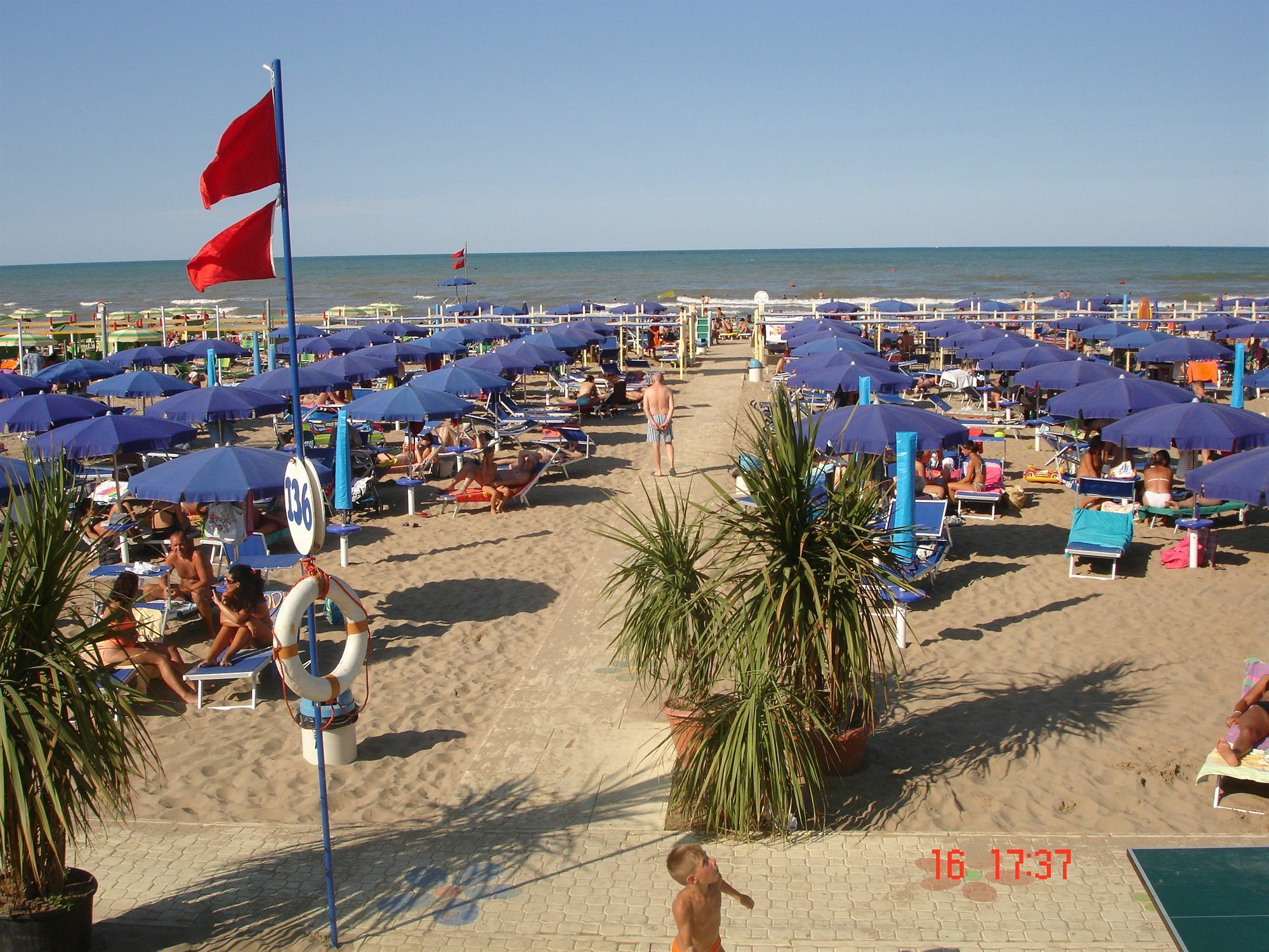 Residence Il Tulipano Riccione Eksteriør billede